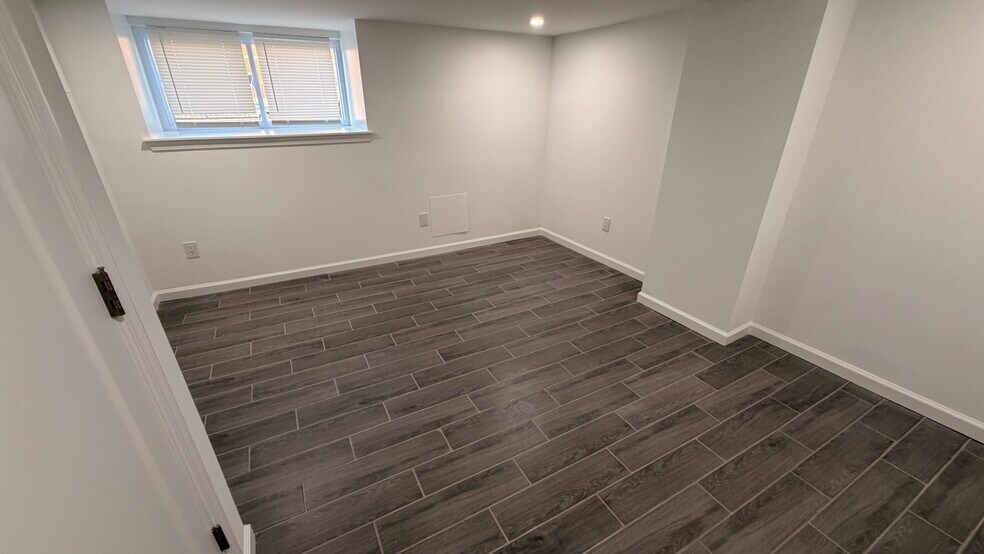 More Photos Of 5352 Cedar Ave, Philadelphia Apartments For Sale