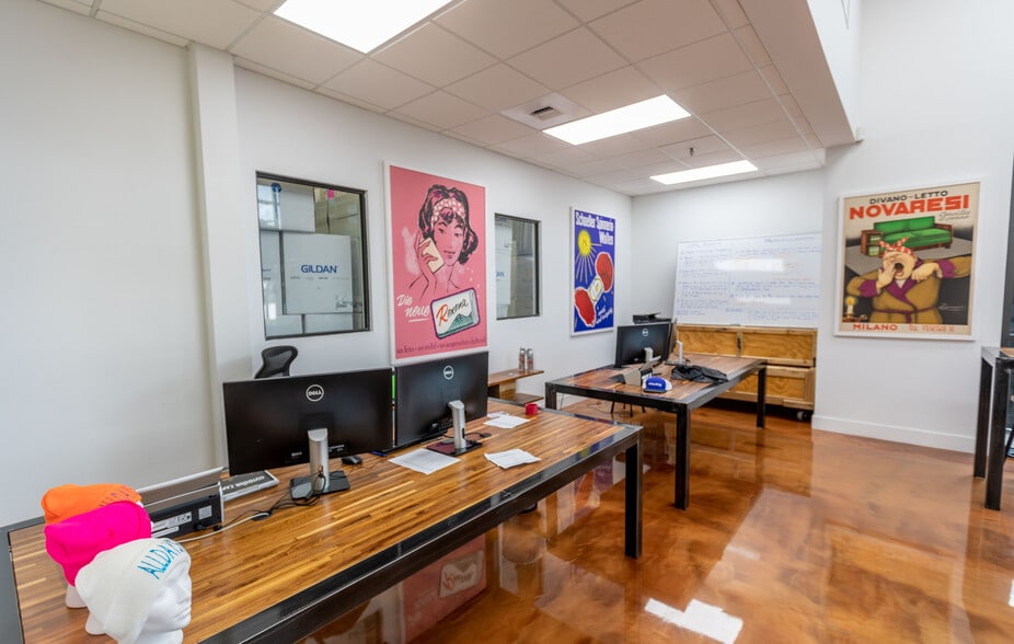 More Photos Of 3001 Center Port Cir, Pompano Beach Warehouse For Lease