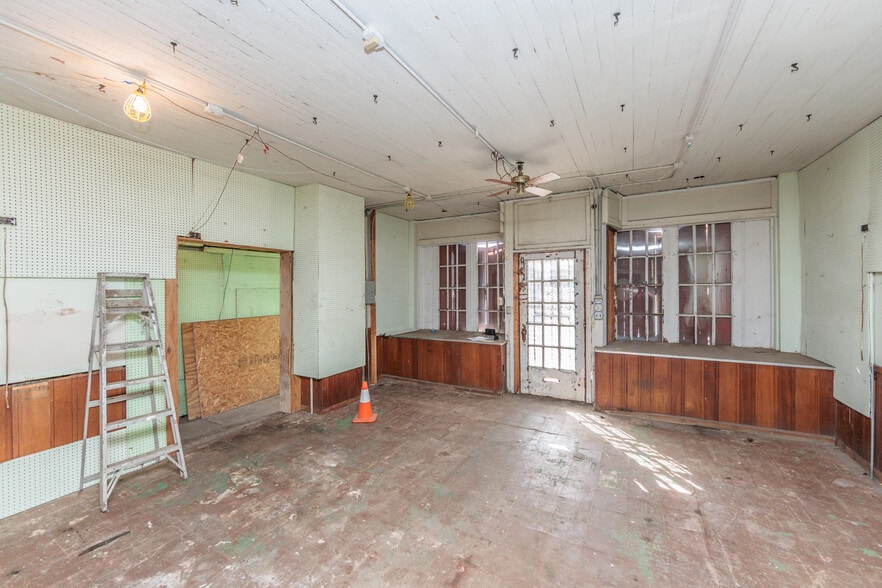 More Photos Of 4134-4136 Lorain Ave, Cleveland Storefront Retail Residential For Sale