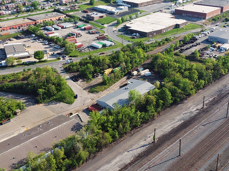 More Photos Of 7600 Rolling Mill Rd, Baltimore Warehouse For Lease