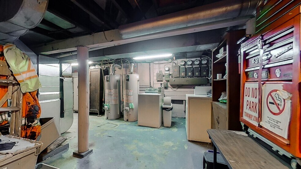 More Photos Of 372 Marshall Ln, Sudbury Apartments For Sale