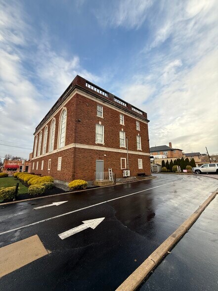 More Photos Of 528 Station Ave, Haddon Heights General Retail For Sale