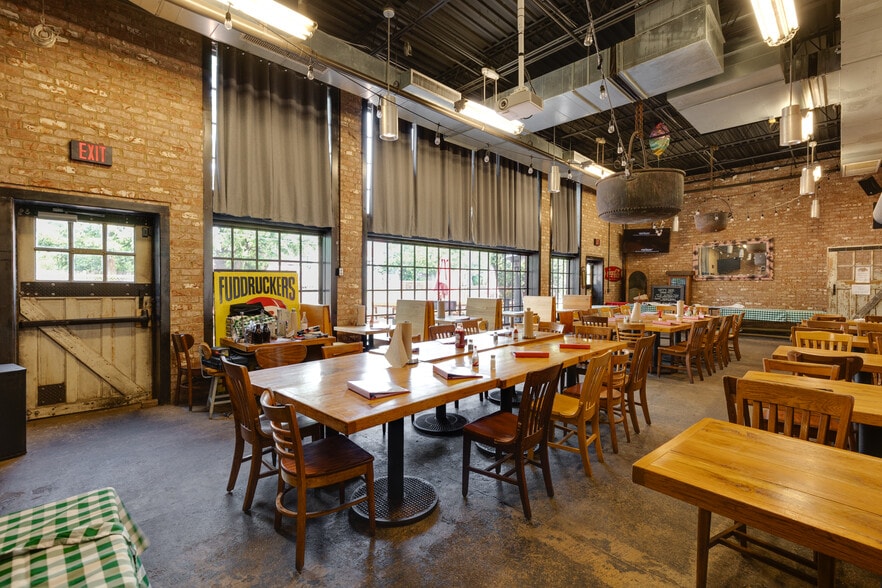 More Photos Of 8205 W Broad St, Richmond Restaurant For Sale