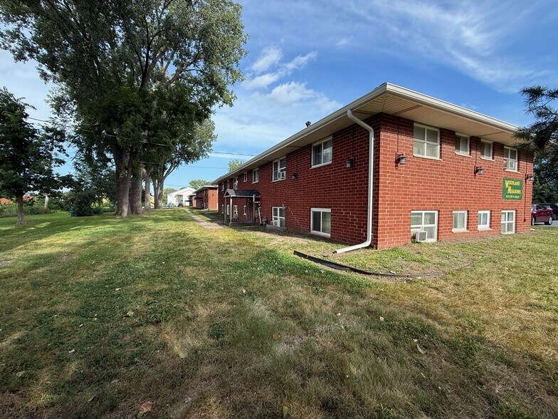 More Photos Of 3315 E 15th St, Des Moines Apartments For Sale