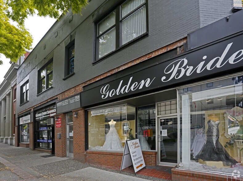 More Photos Of 552 Columbia St, New Westminster Storefront Retail Office For Lease