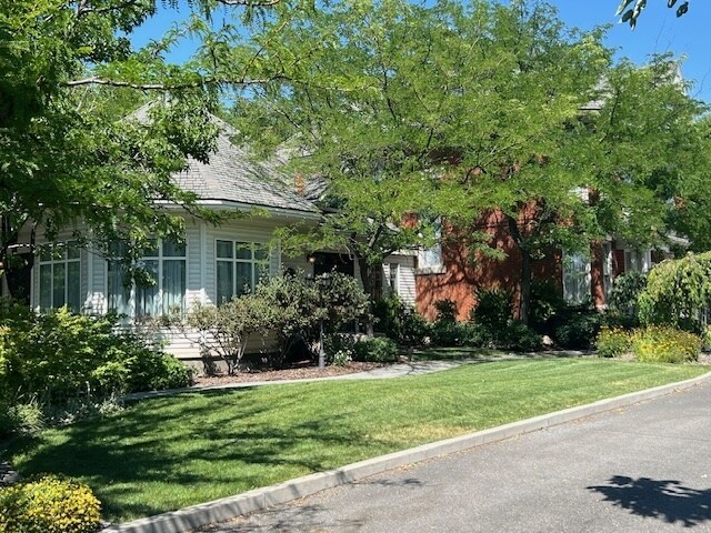 More Photos Of 564 W 400 N, Bountiful Freestanding For Sale