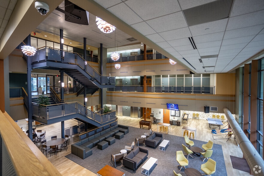 More Photos Of 100 Global View Dr, Warrendale Office For Sale