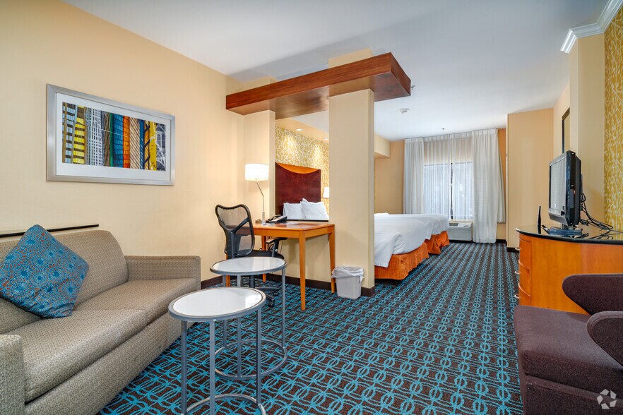 More Photos Of 4026 Wiseman Blvd, San Antonio Hotel For Sale