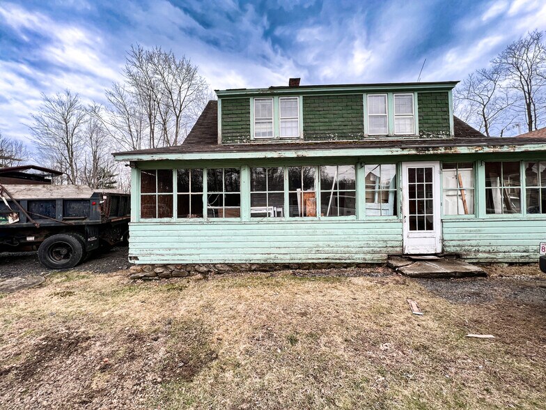 More Photos Of 217 Barre Paxton Rd, Rutland Storefront Retail Office For Sale