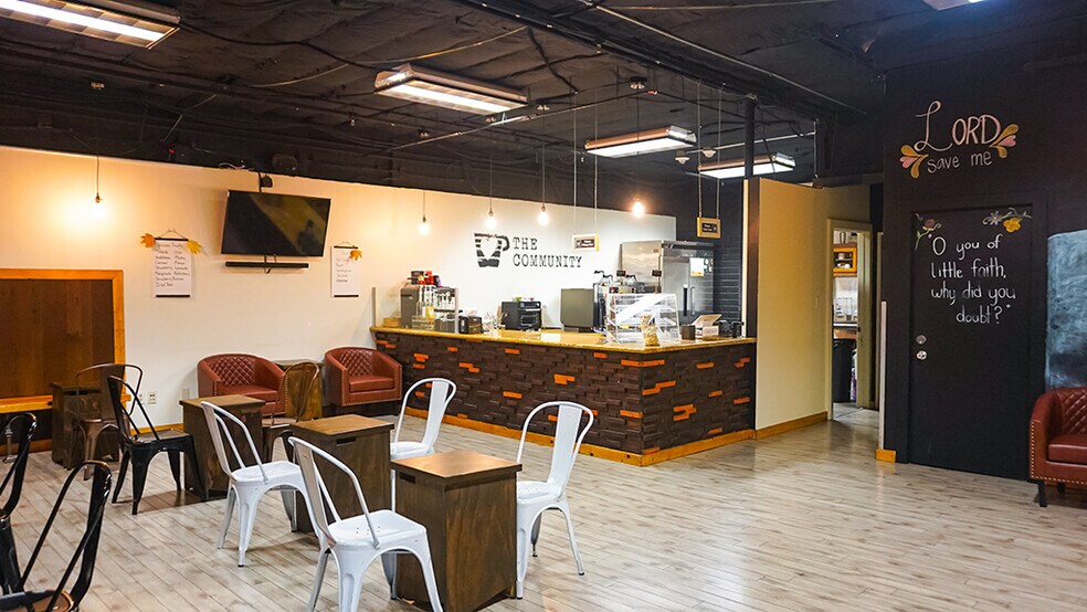 More Photos Of 911-913 S Maple Ave, Montebello Warehouse For Sale