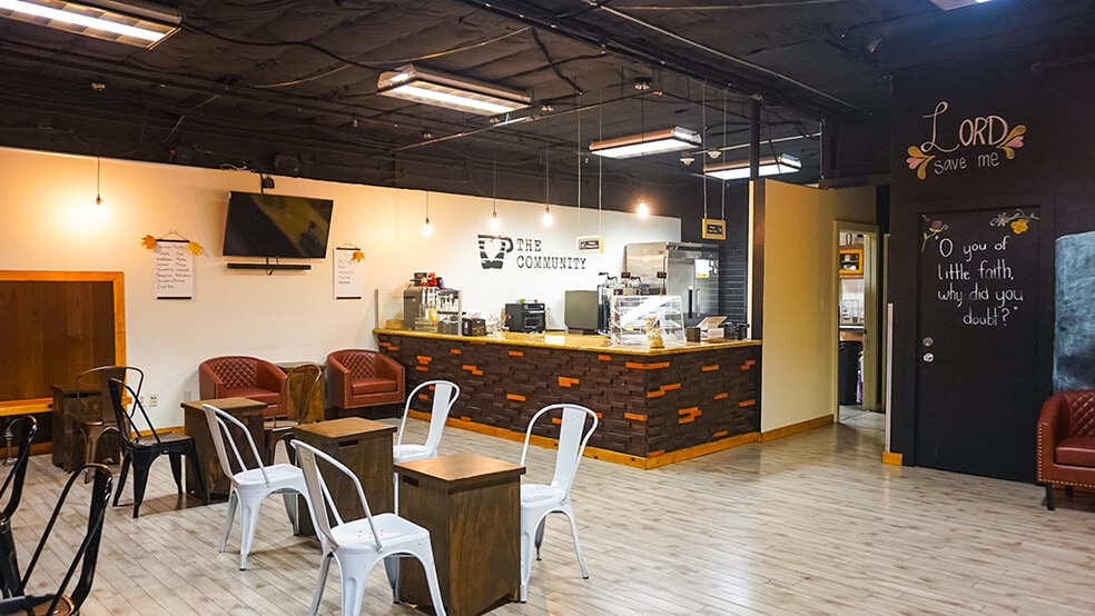 More Photos Of 911-913 S Maple Ave, Montebello Warehouse For Sale