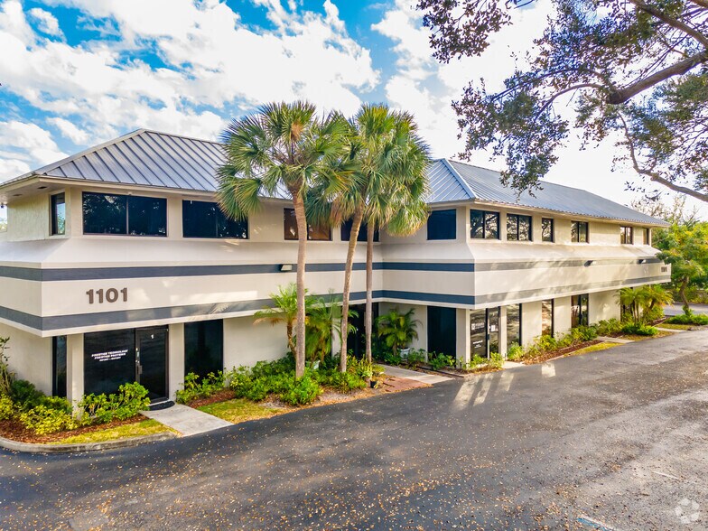 Primary Photo Of 1101 S Rogers Cir, Boca Raton Light Distribution For Sale