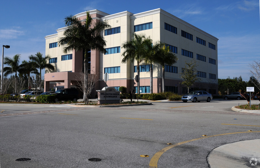 Primary Photo Of 1397 Medical Park Blvd, Wellington Medical For Lease