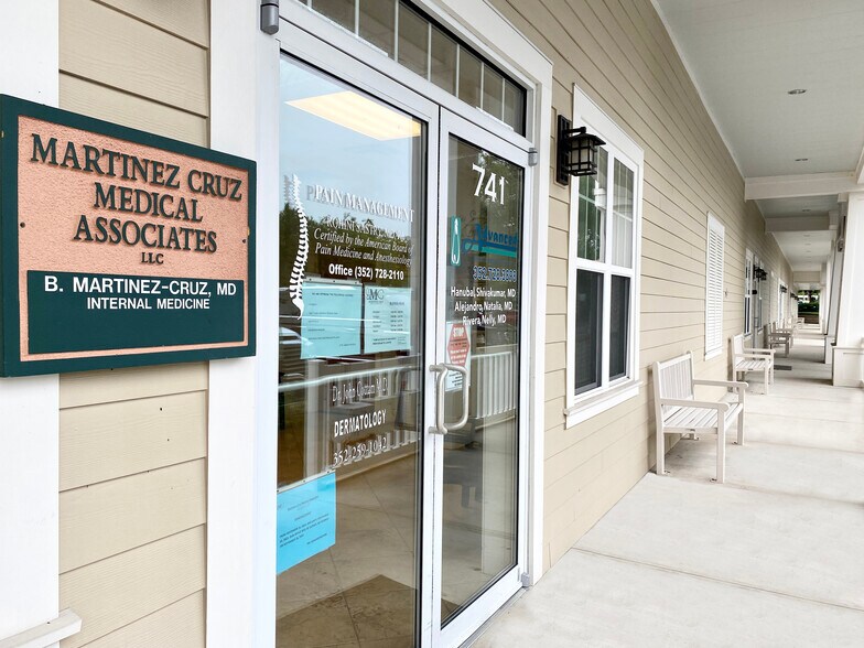 More Photos Of 723-753 CR 466, Lady Lake Medical For Lease