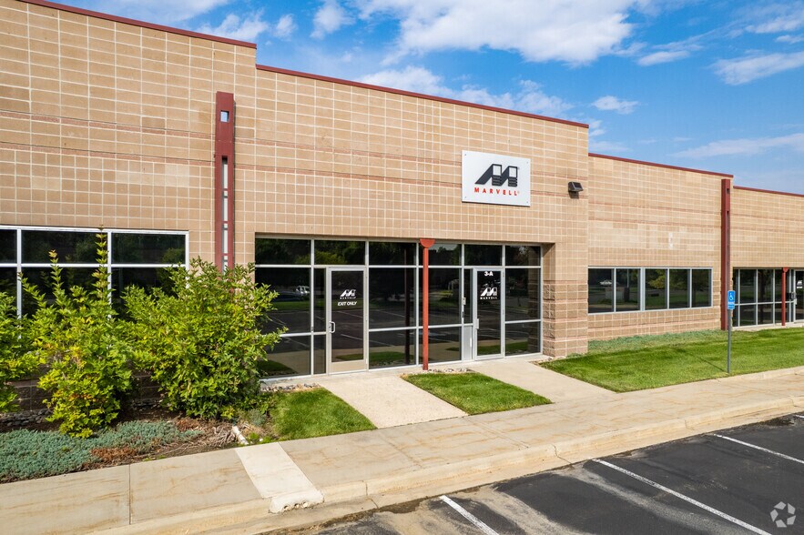 More Photos Of 1921 Corporate Cir, Longmont Research And Development For Lease