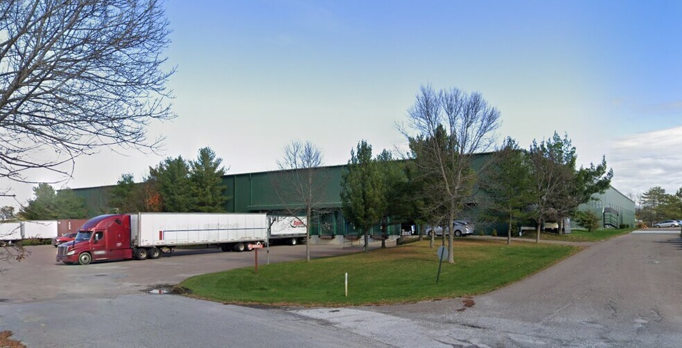 More Photos Of 6653 Shelburne rd, Shelburne Warehouse For Lease