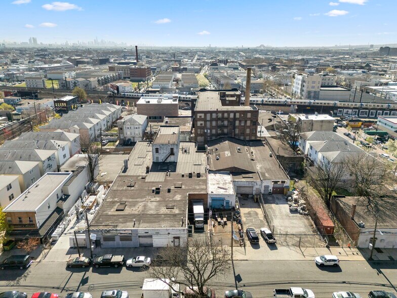 More Photos Of 116-130 Orchard St, Newark Warehouse For Sale