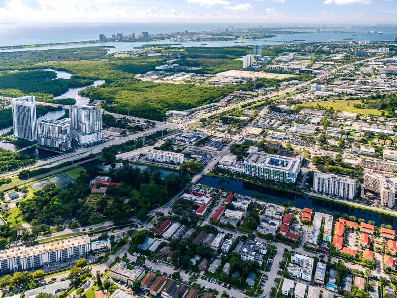 More Photos Of 16445 W Dixie Hwy, North Miami Beach Land For Sale