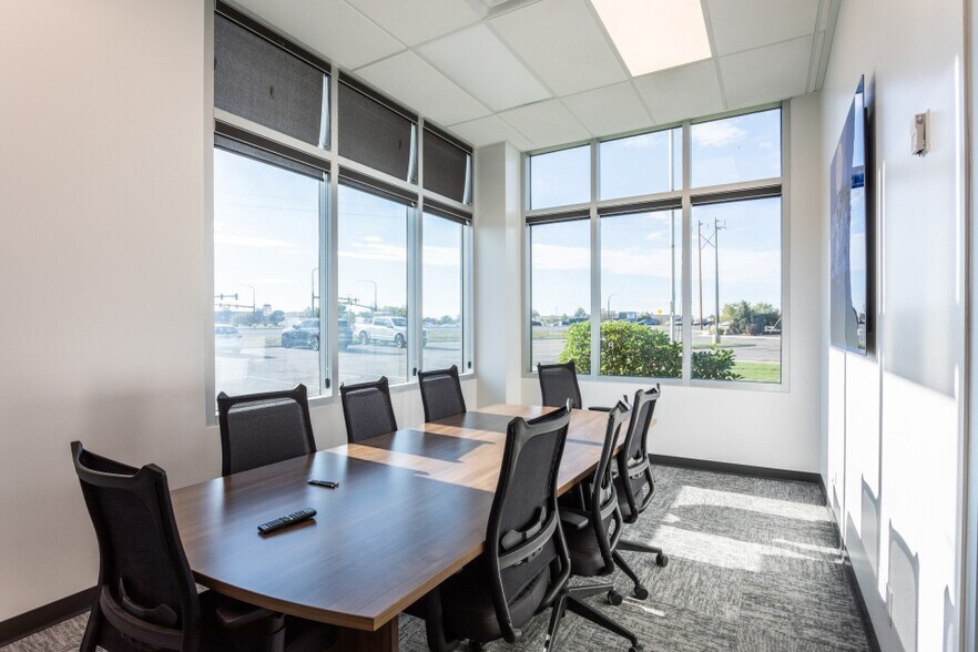 More Photos Of 5929 S Fashion Point Dr, Ogden Medical For Lease