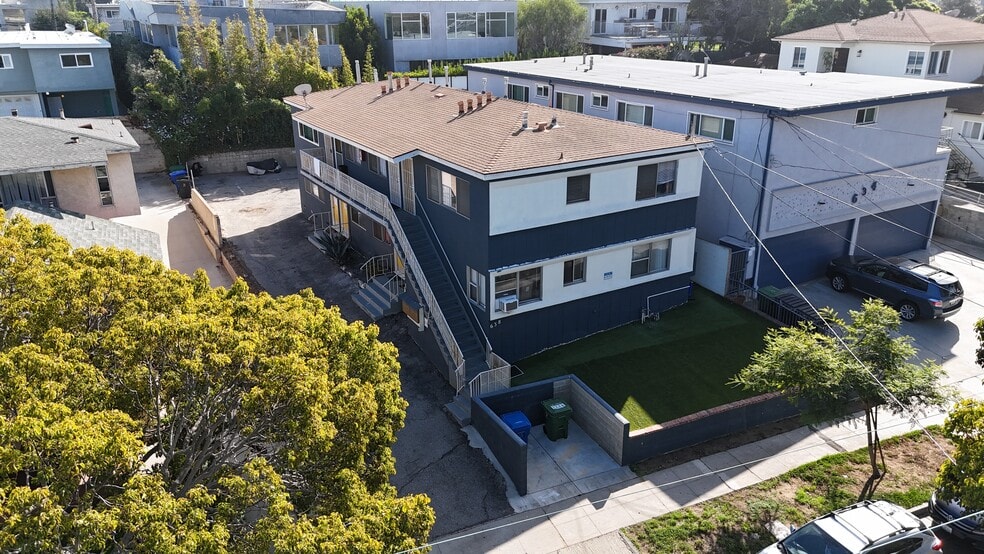 More Photos Of 638 Grant St, Santa Monica Apartments For Sale