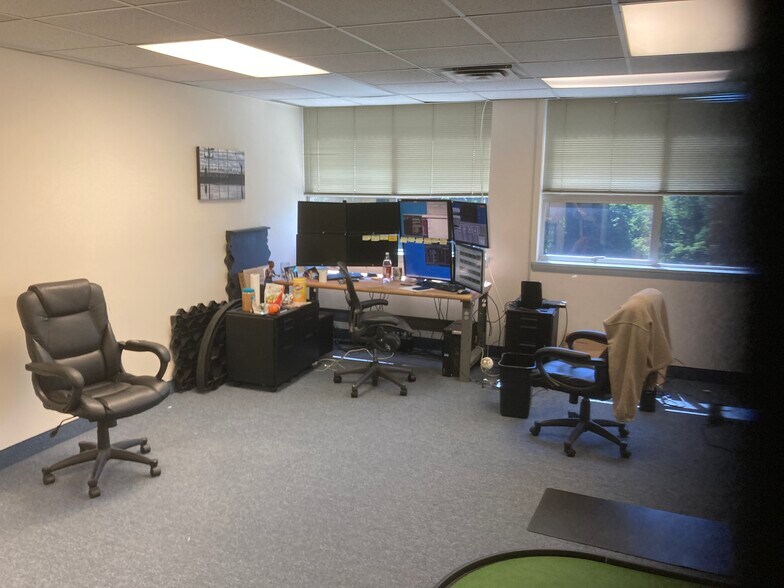 More Photos Of 914 Mount Kemble Ave, Morristown Office For Lease