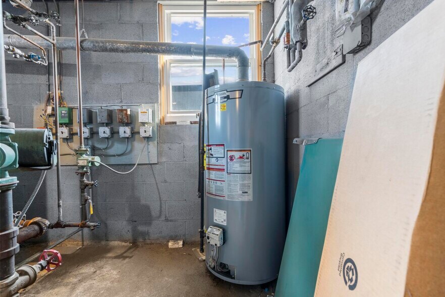 More Photos Of 385 Main St, West Haven Medical For Sale