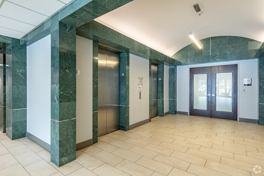 More Photos Of 1990 Lakeside Pky, Tucker Office For Lease