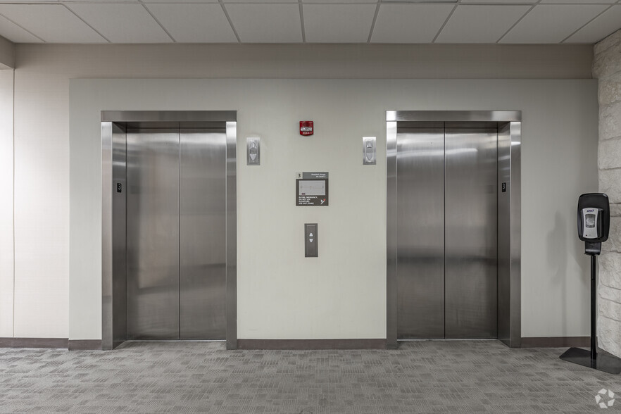 More Photos Of 1180 Seton Pky, Kyle Medical For Lease