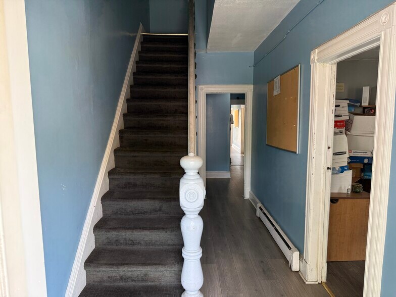 More Photos Of 57-59 Sharp St, Haverstraw Office For Sale