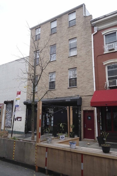 More Photos Of 296 Grand St, Brooklyn Apartments For Lease