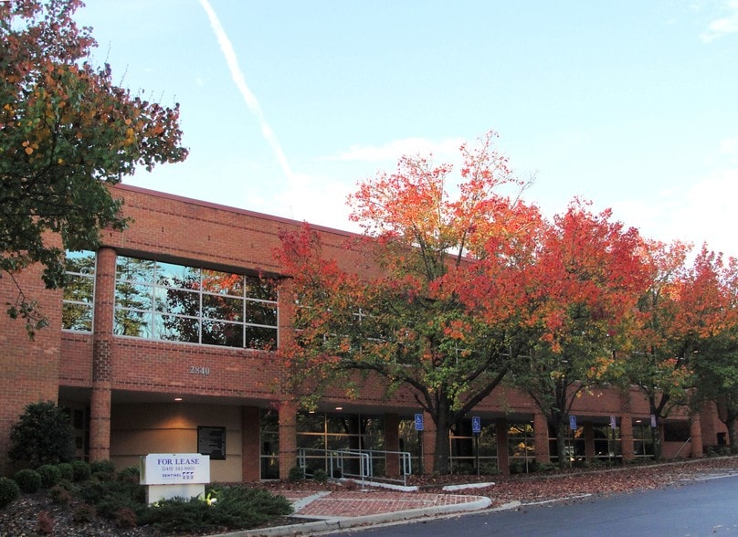 More Photos Of 2800-2840 Electric Rd, Roanoke Office For Lease