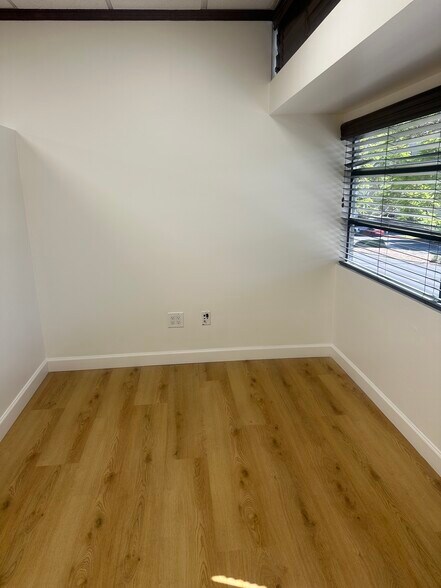 More Photos Of 500 Silver Spur Rd, Rancho Palos Verdes Office For Lease