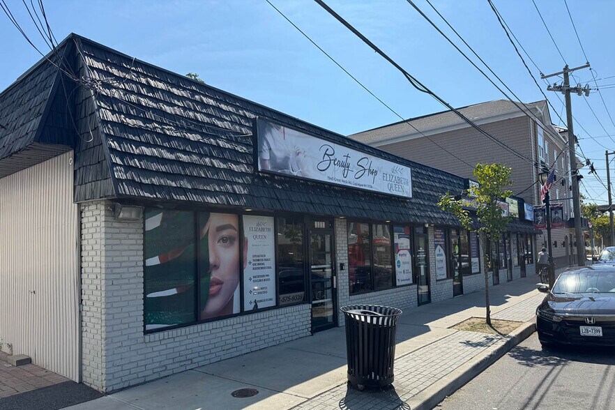 More Photos Of 1940 Great Neck Rd, Copiague Storefront For Lease