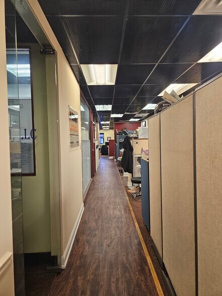 More Photos Of 5219 Germantown Ave, Philadelphia Office For Sale