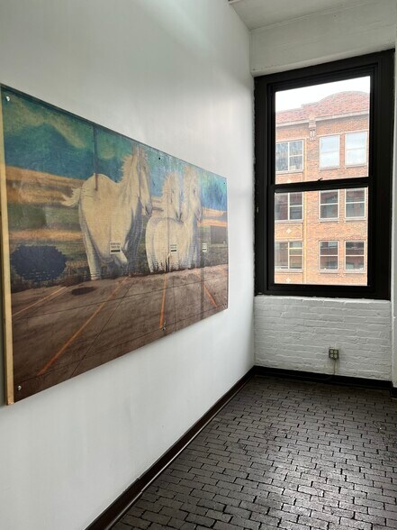 More Photos Of 650 W Lake St, Chicago Loft Creative Space For Lease