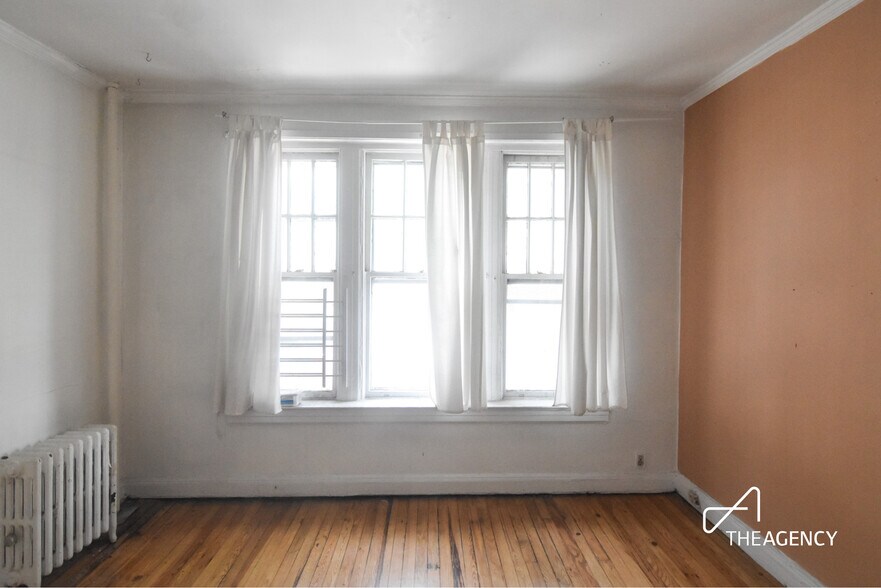 More Photos Of Powers St, Brooklyn Apartments For Sale