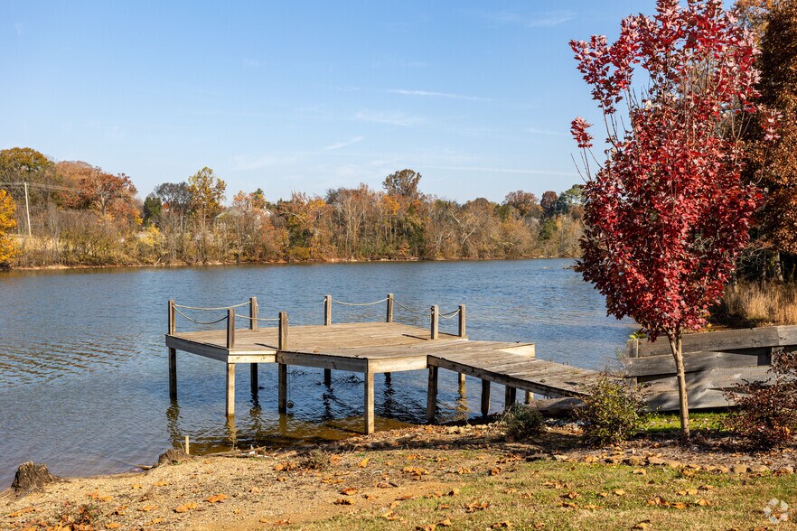 More Photos Of 9133 Hunter Valley Ln, Knoxville Sports And Entertainment For Sale