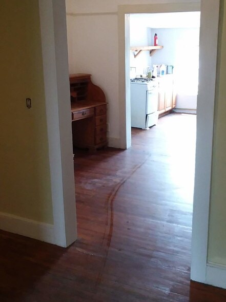 More Photos Of 322 Main St, Poughkeepsie Storefront Retail Residential For Sale