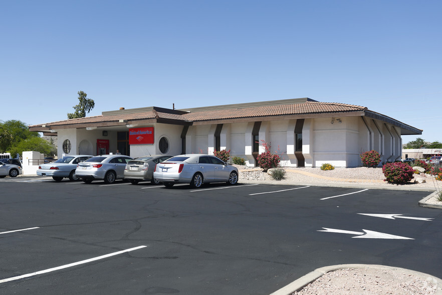 Primary Photo Of 5065 E Elliot Rd, Phoenix Bank For Lease