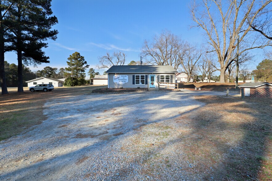 More Photos Of 3133 Vass Carthage Rd, Carthage Freestanding For Sale