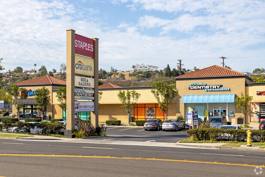 More Photos Of 2700-2750 Pacific Coast Hwy, Torrance Unknown For Lease
