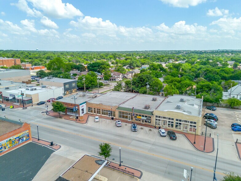 More Photos Of 3014-3016 E Rosedale St, Fort Worth Freestanding For Lease