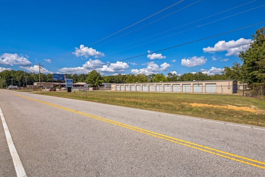 More Photos Of 557 N Pike E, Sumter Self Storage For Sale