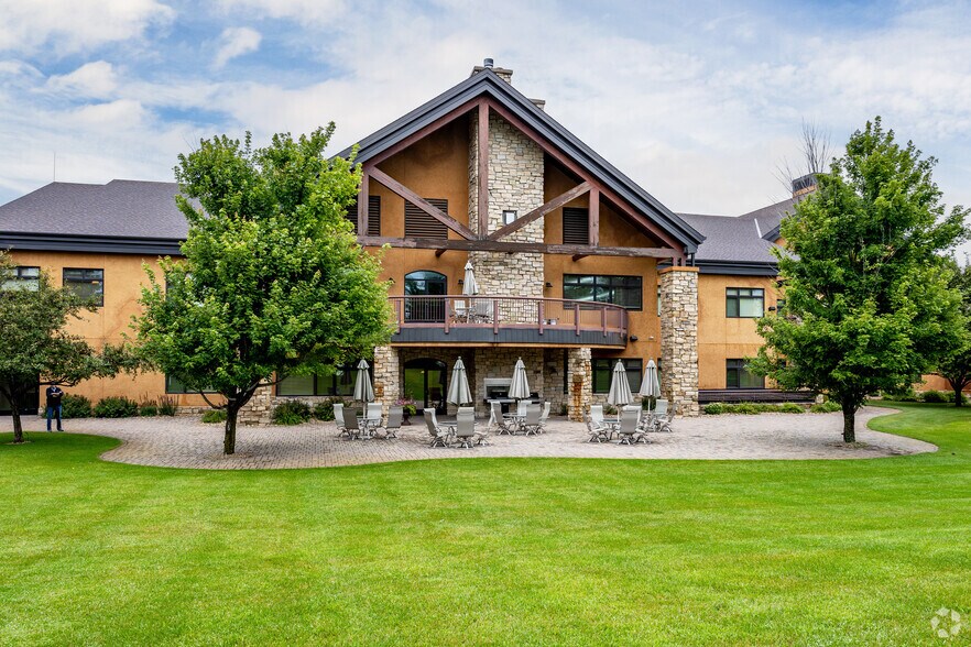 More Photos Of 1920 Turning Leaf Ln SW, Alexandria Warehouse For Lease