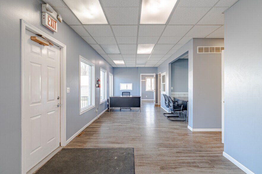 More Photos Of 1408 Ashland Rd, Mansfield Auto Dealership For Sale