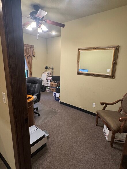 More Photos Of 1830 Shelby Ln, Fayetteville Medical For Sale