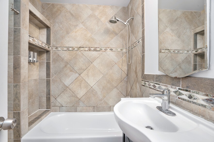 More Photos Of 4441-45 Tujunga 4441-45 Tujunga ave, North Hollywood Apartments For Sale