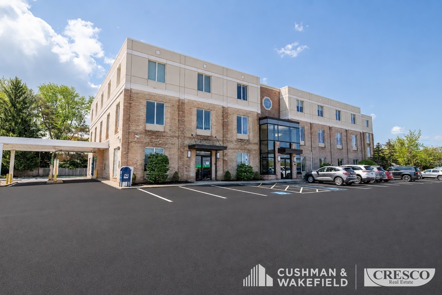 More Photos Of 24441-24481 Detroit Rd, Westlake Office For Lease