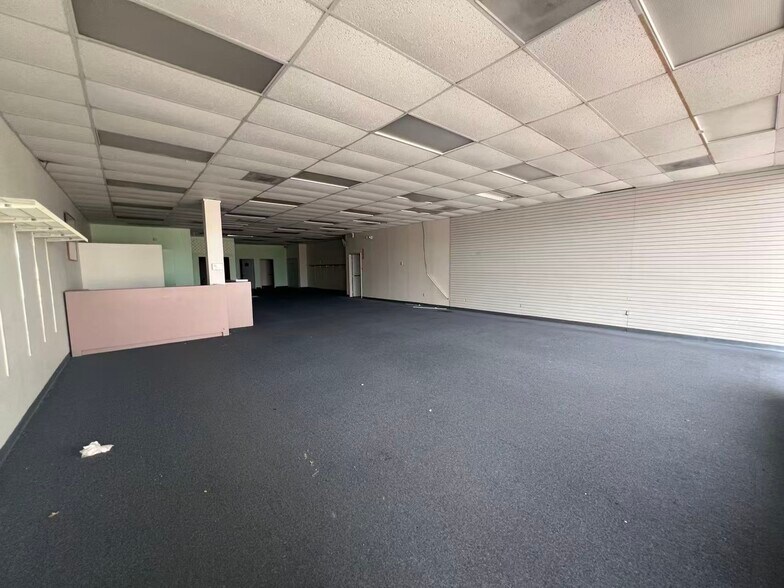 More Photos Of 961 Nasa Pky, Houston Unknown For Lease