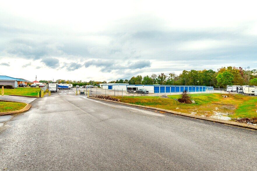 More Photos Of 133 Kellerhals Ln, Fort Oglethorpe Specialty For Sale